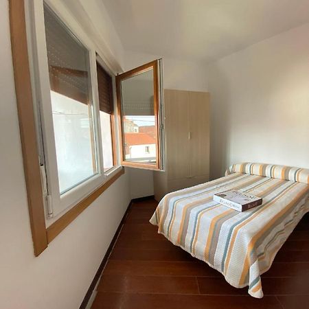 Amplio Apartamento En El Centro De O Grove Zewnętrze zdjęcie